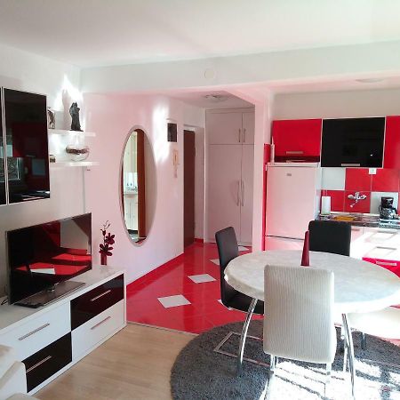 Studio Apt. Downtown Сплит Экстерьер фото